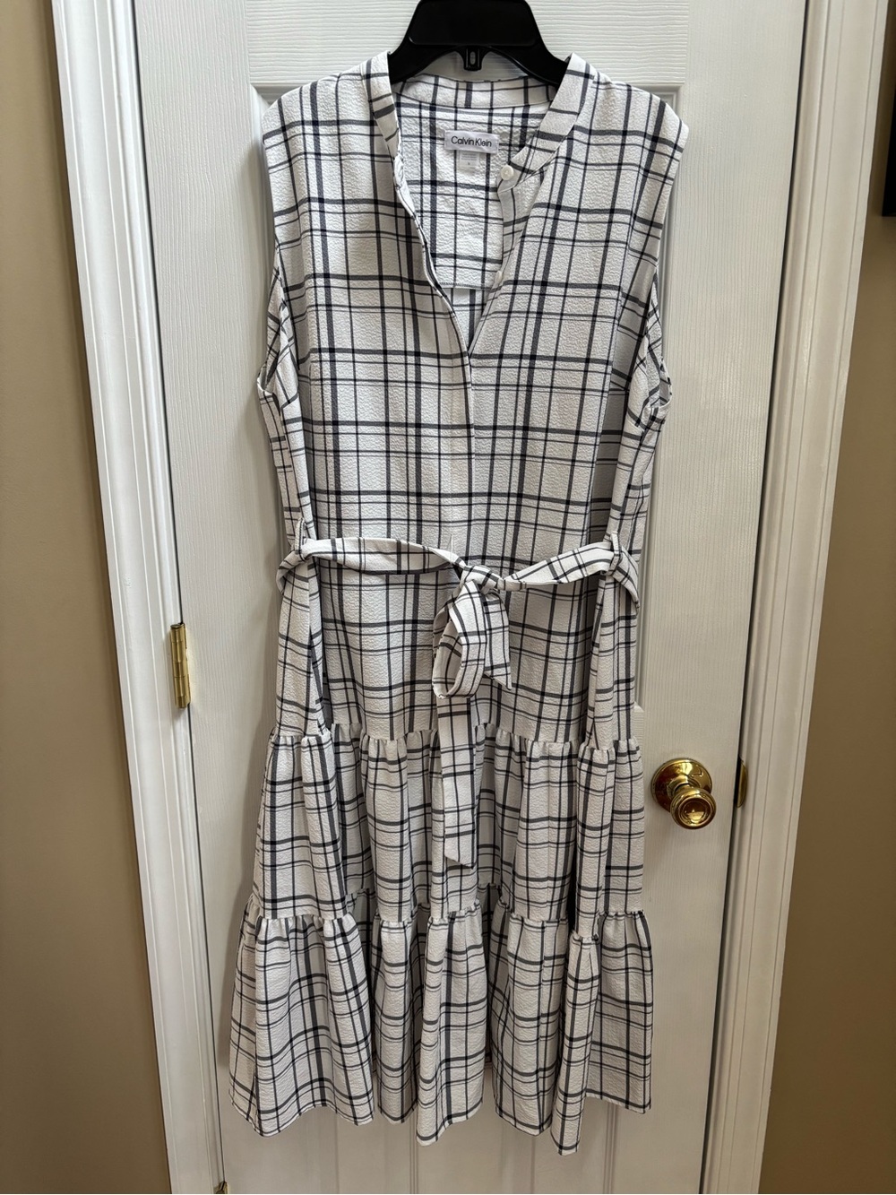 Calvin Klein Plaid Tiered Midi Dress in White and Bluish Gray, Size 12, NWOT - Picture 2 of 5